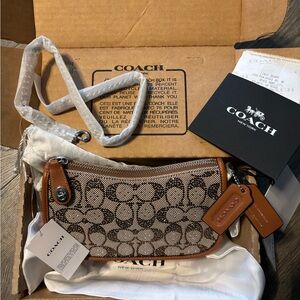 NWT COACH Swinger 20 Crystal Signature Jacquard Shoulder Bag CW568 🤎✨